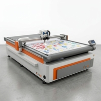 Plotter de Corte CNC con Cuchilla Oscilante para Etiquetas con Patrones de Dibujos Animados, Máquina de Corte para la Industria Publicitaria