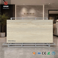 Losa de Piedra Sinterizada a Medida de 12 mm, Color Amarillo Claro con Madera Oscura, 1600x3200 mm, Acabado Mate, Diseño de Vetas Continuas para Encimeras de Cocina