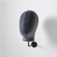 Vente en gros de perruque murale en or chromé tête de mannequin présentoir de robe en plastique avec tête factice sans visage pour façade de magasin de salon