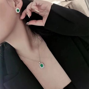 Conjunto de Esmeralda súper brillante Simple, collar de anillo, estilo fresco, collar rojo Earnail Net, Tiktok transfronterizo, gran oferta - Product Image 5