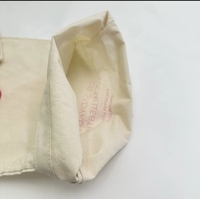 Pochette en toile beige avec impression personnalisée du logo, fermeture à ruban, sac d'emballage cosmétique