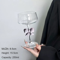 Lot en gros : Verres à flûte créatifs en forme de nœud papillon, style Instagram, pour couples coréens, sans pied, soufflés à la main, modernes et minimalistes