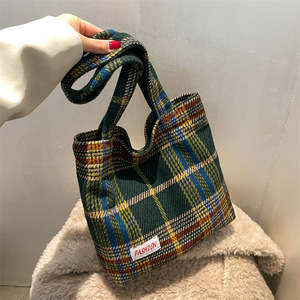 2026 Autumn Winter Nylon Fabric Women Casual Large Shoulder <b>Tote</b> <b>Bags</b> Polyester Fashion New Trendy Simple Stylish Versatile - Product Image 5