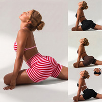 Set Olahraga Wanita Polka Dot Halter Sports Bra Celana Pendek High Waist Scrunch Butt 2 Potong Set Yoga Activewear