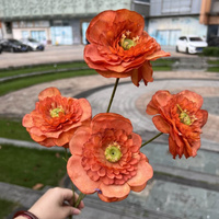 Bunga sutra gos371 grosir empat kepala bunga sutra Ranunculus untuk dekorasi rumah Paskah Natal menampilkan buttercup untuk Hari Valentine