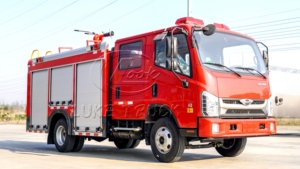Camion de pompiers Foton à double cabine, 5 places, transport de personnel, 3000L d'eau, véhicule de lutte contre l'incendie à mousse - Product Image 3