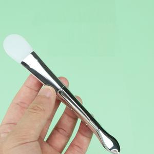 Manche en métal multifonctionnel double tête <span class=keywords><strong>DIY</strong></span> masque de nettoyage brosse en silicone souple pinceau de maquillage pour le visage application de crème massage des yeux - Product Image 4