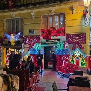 Décoration de Noël commerciale extérieure, grandes bottes de Père Noël 3D à LED pour la décoration de Noël en extérieur - Product Image 6