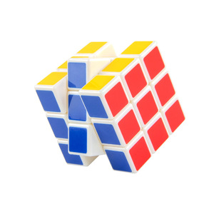 Cubo de <span class=keywords><strong>Rubik</strong></span> Xinhen de Competición 3x3 con Esquinas Redondeadas, Rotación Rápida, Suave, Color Sólido, Juguetes Cuadrados - Product Image 2