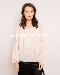 Blusa Bohemia de Gasa para Mujer con Bordado de Borlas, Cuello en V, Manga Abullonada, Corte Holgado, Top de Primavera Verano, Estilo Rajasthan para el Día a Día - Product Image 4