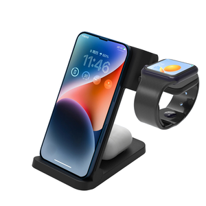<span class=keywords><strong>Chargeur</strong></span> sans fil magnétique pliable 3-en-1 15W compact avec support pour smartphone, <span class=keywords><strong>montre</strong></span> <span class=keywords><strong>connectée</strong></span> et écouteurs, entrée Type C - Product Image 1