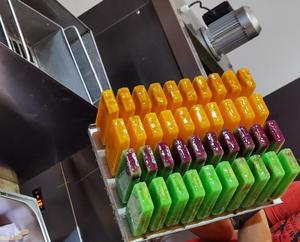 Đông lạnh khuôn <span class=keywords><strong>Popsicle</strong></span> máy/sản xuất cao tự động lớn sản xuất khuôn mẫu Ice Lolly Máy Ice Pop máy - Product Image 2