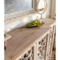 Buffet en bois naturel de meubles de style rustique industriel vintage français antique avec 4 portes sculptées évidées