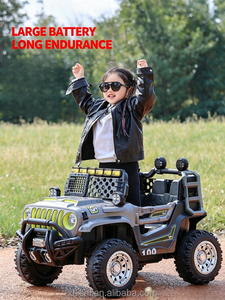 Nouveau véhicule tout-terrain élégant pour enfants, une <span class=keywords><strong>voiture</strong></span> jouet dynamique dotée d'une télécommande pour une conduite sécurisée, de superbes lumières et du Bluetooth - Product Image 4