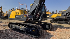 Excavatrice Volvo EC210 d'occasion du Japon, prix bas et efficace, pelle sur chenilles Volvo de 21 tonnes d'occasion en bon état - Product Image 4