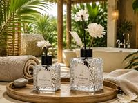 Bouteille en verre vide carrée de haute qualité pour diffuseur à bâtonnets, effet vague, avec bouchon couronne, 50ml 100ml 200ml, boîte avec marquage à chaud