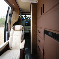 Kit de conversion de camping-car de luxe Sprinter : habillage en cuir pour cockpit, siège de capitaine VIP, canapé-lit de cinéma arrière, éclairage de plafond