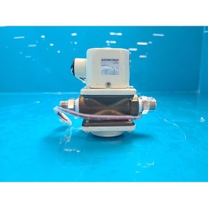 Interrupteur de débit de liquide SMC IFW520-04-00, utilisé comme pièce détachée pour équipement semi-conducteur d'époque - Product Image 5