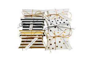 Scatole di Carta Piccole per Dolci con Stampa Dorata, Nastro e Etichette per Matrimoni e Feste di Compleanno - Product Image 3