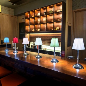 <span class=keywords><strong>Lampada</strong></span> da Tavolo LED Personalizzabile Moderna con Corpo Argentato, Paralume in Tessuto, Portatile, Ricaricabile, Dimmerabile a Tocco e Protezione per gli Occhi - Product Image 5