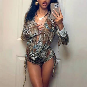 Seksi leopar baskı kadın <span class=keywords><strong>2</strong></span>-Piece Set kıyafet derin v yaka Backless uzun kollu kırpma üst + şort sıska Fit nefes - Product Image 4