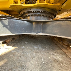 รถขุดตีนตะขาบ KOMATSU PC160 มือสอง ออกแบบมาเพื่อประสิทธิภาพสูงสุดในการทำงานด้านงานดิน ด้วยอัตราส่วนกำลังต่อหนักที่เหมาะสม - Product Image 4