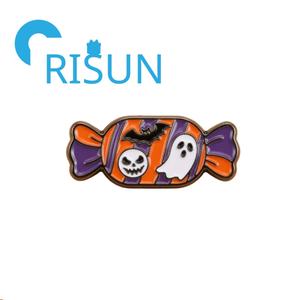 <span class=keywords><strong>เข็มกลัด</strong></span>เคลือบลายการ์ตูนฮาโลวีนน่ารักๆ <span class=keywords><strong>ขาย</strong></span>ส่ง ลายฟักทองยิ้ม ผี แมวน่ารัก หมวกแม่มด ของตกแต่งเสื้อผ้า - Product Image 4