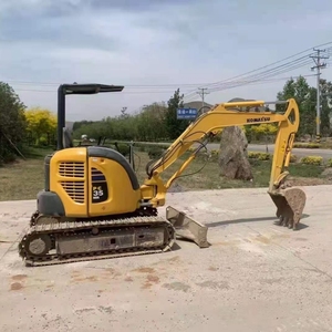 Mini-excavatrice Komatsu PC35MR d'occasion d'origine américaine, 29 tonnes, godet de 1,7 m, conception compacte, utilisation flexible pour les espaces étroits - Product Image 2