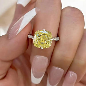 Anello A164 in Oro Bianco con Diamante Taglio Cushion, Diamante Giallo Naturale Fantasia, Gioiello da Donna per Fidanzamento - Product Image 2