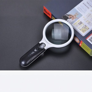 แว่นขยายแบบมือถือ เลนส์แก้ว 90 มม. พร้อมไฟ LED 3 ดวง สำหรับอ่านหนังสือและเรียน - Product Image 2