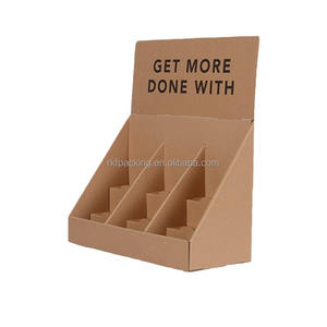 Présentoir de sol en carton robuste pour poupées et figurines avec graphismes thématiques et base stable - Product Image 4