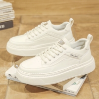 Chaussures décontractées tendance, design de luxe léger, semelle épaisse pour homme, élégantes et polyvalentes, chaussures blanches toutes saisons