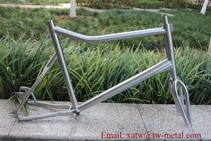<span class=keywords><strong>Cuadro</strong></span> de <span class=keywords><strong>bicicleta</strong></span> de carretera de titanio <span class=keywords><strong>20</strong></span> "<span class=keywords><strong>Cuadro</strong></span> de titanio <span class=keywords><strong>bicicleta</strong></span> Mini Velo <span class=keywords><strong>cuadro</strong></span> de <span class=keywords><strong>bicicleta</strong></span> de carretera de titanio - Product Image 2