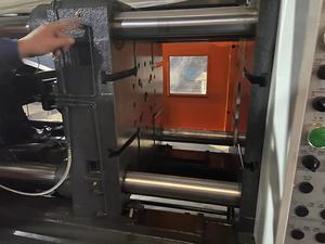 알루미늄 및 황동 합금을위한 160T 180T 고압 알루미늄 다이 캐스팅 기계 - Product Image 3