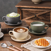 Ensemble tasse et soucoupe à café en céramique de style européen rétro mat, luxe léger, mug à latte et cappuccino à motif floral, bouche extra-large 470 ml
