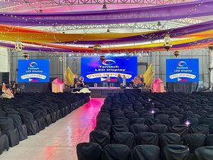 New Innovation High Refresh Rate Event Led Video <b>Wall</b> Rental P1.53 P1.95 P2.6 P2.9 Stage <b>Display</b> Board Tr P3.91 Stage Led - Product Image 5