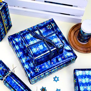 Papel de Regalo Feliz Hanukkah de 17 pulgadas x 33 pies, Papel de Regalo Metálico Azul de Doble Cara para Hanukkah - Product Image 3