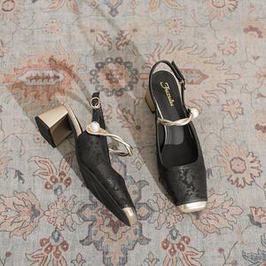 Zapatos Deportivos con Tacón Grueso para Mujer, Zapatos de Tacón Bajo Cómodos, Zapatos Casuales para Caminar, Sandalias de Satén para Verano - Product Image 2