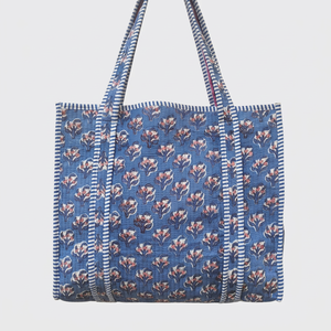 Sac fourre-tout en coton à motif floral bleu, ouvert en dessus, sac de shopping pour femmes, utilisation toutes saisons - Product Image 1