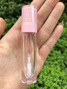 Vente bien: le 6ml tube de brillant à lèvres vide rond violet avec baguette de brillant à lèvres;logo imprimé est personnalisé - Product Image 3