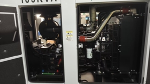เครื่องกำเนิดไฟฟ้าฉุกเฉิน 110kva สำหรับเครื่องยนต์ 4BTA3.9-G13 แบบโครงเปิด เงียบพิเศษ สตาร์ทไฟฟ้า 3 เฟส Leroy-Somer - Product Image 6