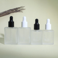 En stock flacon compte-gouttes carré plat en verre dépoli transparent 10ml 15ml 30ml tailles avec couvercle noir/blanc pour soins de la peau sérums mascara
