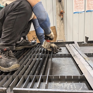 <span class=keywords><strong>Grille</strong></span> de drainage en acier galvanisé à chaud <span class=keywords><strong>pour</strong></span> routes municipales thaïlandaises, fabricant de grilles de couverture de caniveaux - Product Image 6