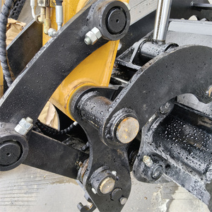 Mini Escavatore Cingolato Idraulico Usato SANY SY35U da 3 tonnellate con Motore Yanmar, Cingoli in Gomma e Pinza a Pollice - Disponibile - Product Image 4