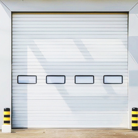 Dispositif de sécurité pour porte sectionnelle industrielle robuste, application en cour, isolation thermique, construction acier-bois