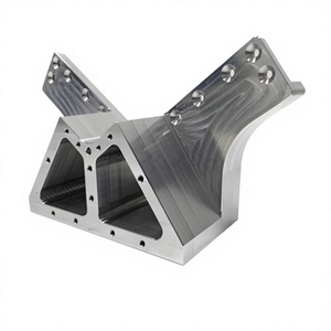 ฐานยึดรูปตัววีอะลูมิเนียมที่ผลิตด้วยเครื่อง CNC 5 แกนแบบกำหนดเองได้อย่างแม่นยำสูง, ชิ้นส่วนเครื่องจักรกลผลิตตามแบบ OEM - Product Image 4