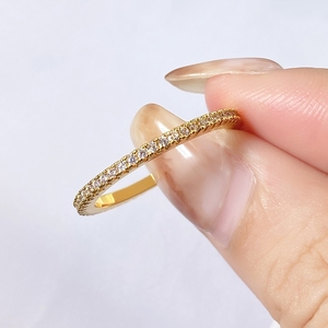 Anillo de Eternidad Chapado en Oro de 18K con Circonita Cúbica, Anillo de Boda Clásico con Micropavé para Mujer, Joyería de Moda Diaria - Product Image 1