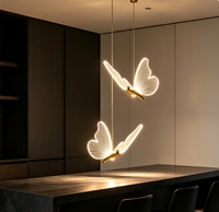Lustre Papillon Artistique de Luxe à LED, Suspension Multi-têtes pour Escalier, Lampe de Plafond en Acrylique Doré pour Hôtel, Café, Magasin
