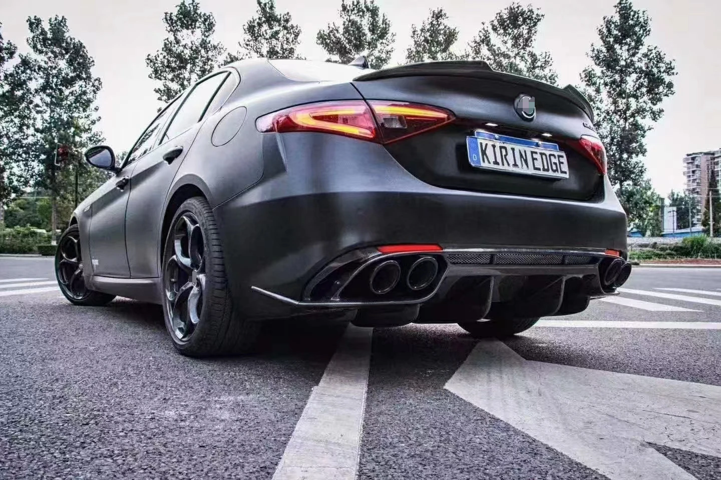 alfa romeo carbon fiber diffuser