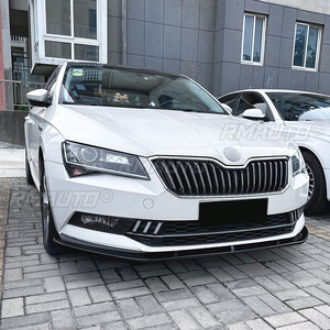 Para Skoda Superb B8 2016-2018, Divisor de Parachoques Delantero, Kit de Carrocería, Aspecto de Fibra de Carbono Negro Brillante - Product Image 4